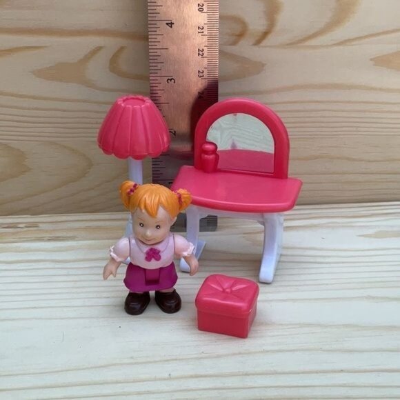 Fisher-Price Loving Family Dollhouse Furniture & Figures Set - Picture 7 of 7